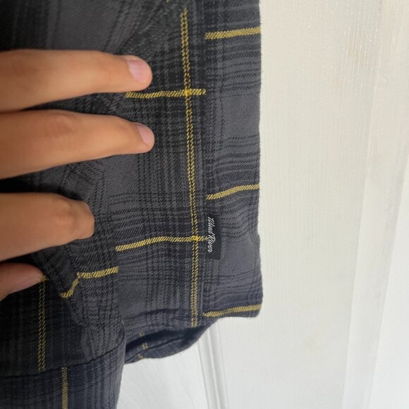 Wind River Black and Yellow Flannel Shirt - Picture 6 of 8